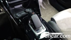 Peugeot 2008 EV GT Line 2021 года из Южной Кореи