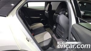 Peugeot 2008 EV GT Line 2021 года из Южной Кореи