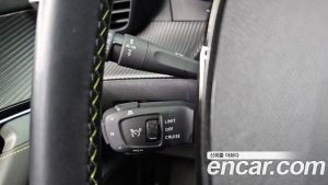 Peugeot 2008 EV GT Line 2021 года из Южной Кореи