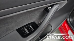 Tesla Model 3 Standard RANGE Plus 2020 года из Южной Кореи