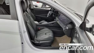 Hyundai AVANTE 1.6 2021 года из Южной Кореи