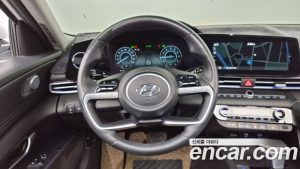 Hyundai AVANTE 1.6 2021 года из Южной Кореи