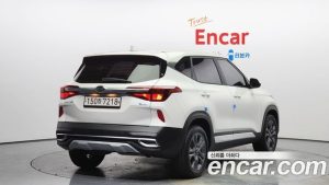Kia Seltos Дизель 1.6 2WD 2020 года из Южной Кореи