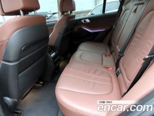 BMW X5 xDrive 30d xLine 2020 года из Южной Кореи
