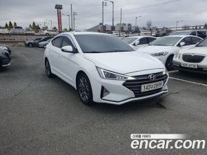 Hyundai AVANTE 1.6 2020 года из Южной Кореи