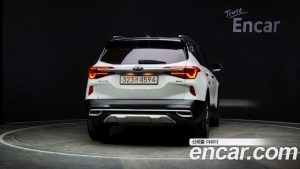 Kia Seltos Бензин 1.6 Turbo 2WD 2021 года из Южной Кореи