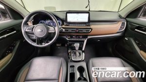 Kia Seltos Бензин 1.6 Turbo 2WD 2021 года из Южной Кореи