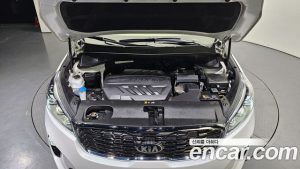 Kia Sorento Дизель 2.0 2WD 2020 года из Южной Кореи
