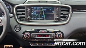 Kia Sorento Дизель 2.0 2WD 2020 года из Южной Кореи