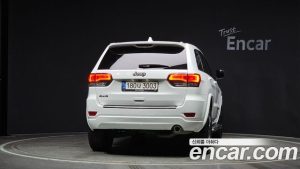 Jeep Cherokee 3.6 80th Anniversary Edition 2021 года из Южной Кореи