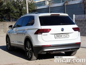 Volkswagen Tiguan 2.0 TDI Prestige 2020 года из Южной Кореи