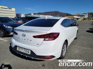 Hyundai AVANTE 1.6 2020 года из Южной Кореи