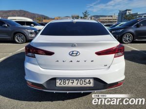 Hyundai AVANTE 1.6 2020 года из Южной Кореи