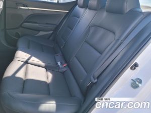 Hyundai AVANTE 1.6 2020 года из Южной Кореи