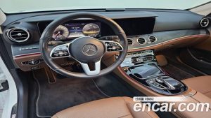 Mercedes-Benz E-Class E300 Avantgarde 2020 года из Южной Кореи