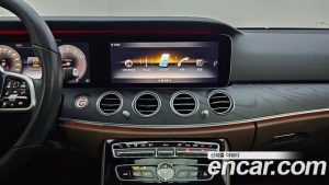 Mercedes-Benz E-Class E300 Avantgarde 2020 года из Южной Кореи