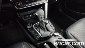 Kia Seltos Бензин 1.6 Turbo 2WD 2020 года из Южной Кореи