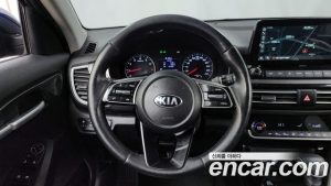 Kia Seltos Бензин 1.6 Turbo 2WD 2020 года из Южной Кореи