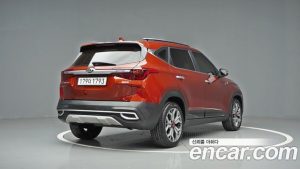 Kia Seltos Бензин 1.6 Turbo 2WD 2020 года из Южной Кореи