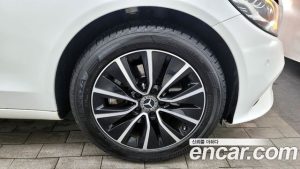 Mercedes-Benz C-Class C200 2020 года из Южной Кореи