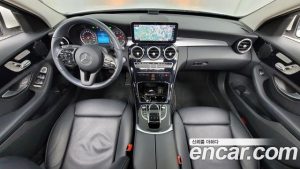 Mercedes-Benz C-Class C200 2020 года из Южной Кореи