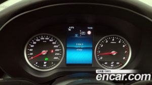 Mercedes-Benz C-Class C200 2020 года из Южной Кореи