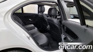 Mercedes-Benz C-Class C200 2020 года из Южной Кореи