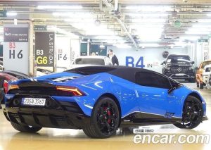Lamborghini Huracan LP640-4 SPYDER Performante 2023 года из Южной Кореи