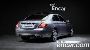 Mercedes-Benz E-Class E450 4MATIC Exclusive 2020 года из Южной Кореи