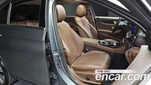 Mercedes-Benz E-Class E450 4MATIC Exclusive 2020 года из Южной Кореи