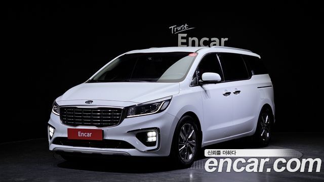 Kia Carnival 7-Seater Limousine 2020 года из Кореи