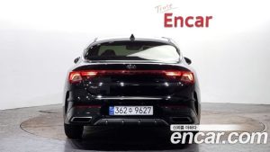 Kia K5 2.0 2021 года из Южной Кореи