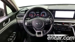 Kia K5 2.0 2021 года из Южной Кореи