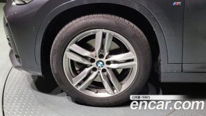 BMW X1 xDrive 20i M Sport 2020 года из Южной Кореи