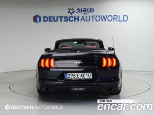 Ford Mustang Cabriolet 2021 года из Южной Кореи