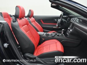 Ford Mustang Cabriolet 2021 года из Южной Кореи