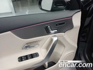 Mercedes-Benz A-Class A220 HATCHBACK 2024 года из Южной Кореи