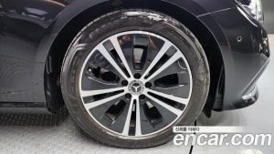 Mercedes-Benz E-Class E250 Avantgarde 2021 года из Южной Кореи