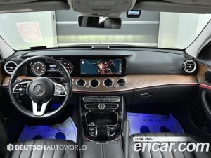 Mercedes-Benz E-Class E220d Exclusive 2019 года из Южной Кореи
