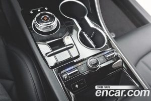 Kia K5 Signature 2023 года из Южной Кореи