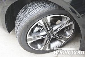 Kia K5 Signature 2023 года из Южной Кореи