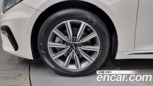 Kia K5 2.0 2020 года из Южной Кореи