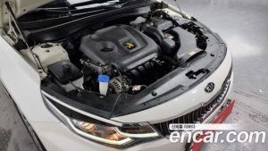 Kia K5 2.0 2020 года из Южной Кореи