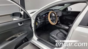 Kia K5 2.0 2020 года из Южной Кореи