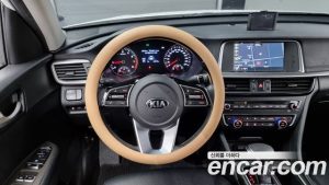 Kia K5 2.0 2020 года из Южной Кореи