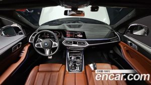 BMW X7 xDrive 40i M Sport 6인승 2021 года из Южной Кореи