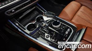 BMW X7 xDrive 40i M Sport 6인승 2021 года из Южной Кореи