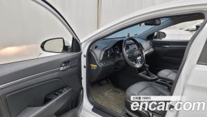 Hyundai AVANTE 1.6 2020 года из Южной Кореи