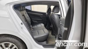 Hyundai AVANTE 1.6 2020 года из Южной Кореи