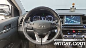 Hyundai AVANTE 1.6 2020 года из Южной Кореи